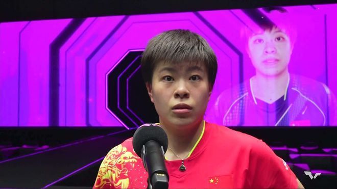 这一细节不仅还原了历史中的关键转折，更让战争场面增添了几分宿命感与戏剧性。